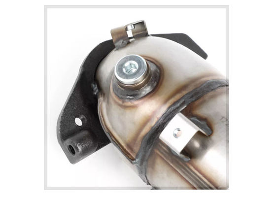 2002-2006 Nissan Sentra LE S SE-R Nissan Catalytic Converter Euro 3 4 5